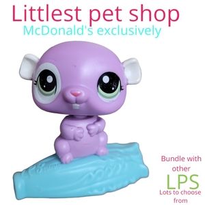 Hasbro Littlest Pet Shop MCDONALD'S purple & blue baby beaver collectible toy